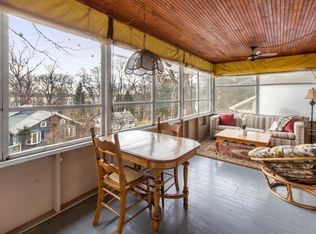 100 Lwr Loch Vista Dr, Williams Bay, WI 53191