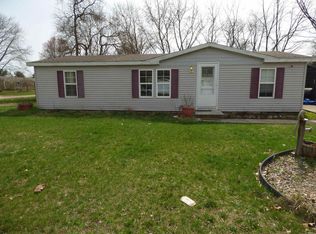 30050 Mockingbird Ct, Elkhart, IN 46517