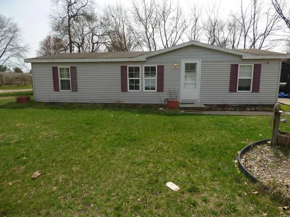 30050 Mockingbird Ct, Elkhart, IN 46517