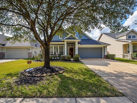 2nd image of 13019 Oakwood Manor Dr