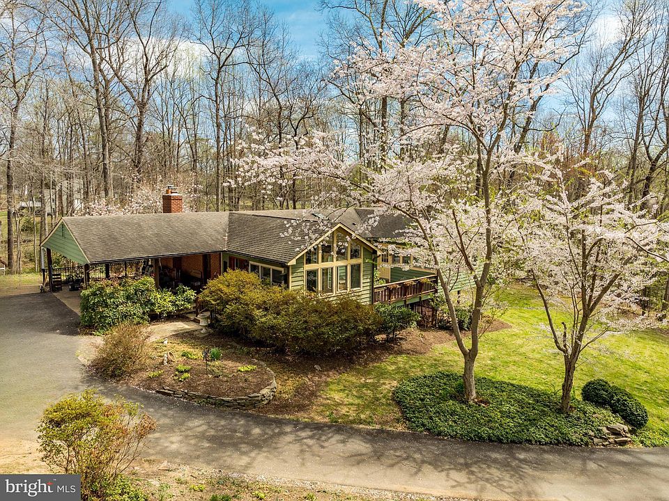 1st image of 12828 Great Oak Ln