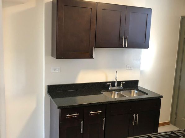 6400-02 S Troy St #3135-39