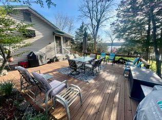 649 Jackson Hollow Rd, Galena, MO 65656