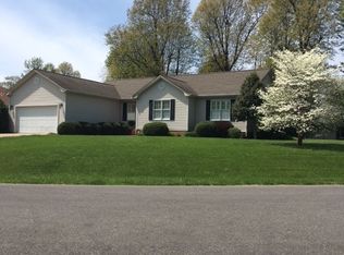 120 Raintree Dr, Paducah, KY 42001