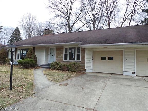 2nd image of 3083 Endicott Way
