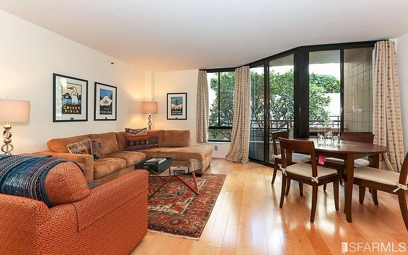 1st image of 960 Bush St #213