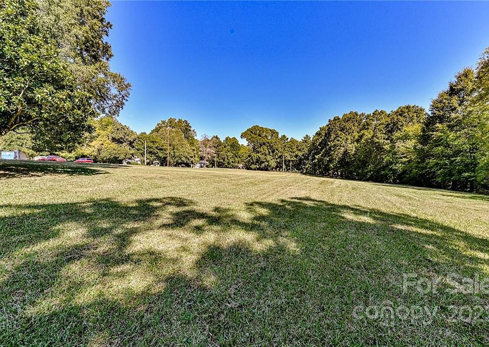 1st image of 7830 Large Oak Ln #1