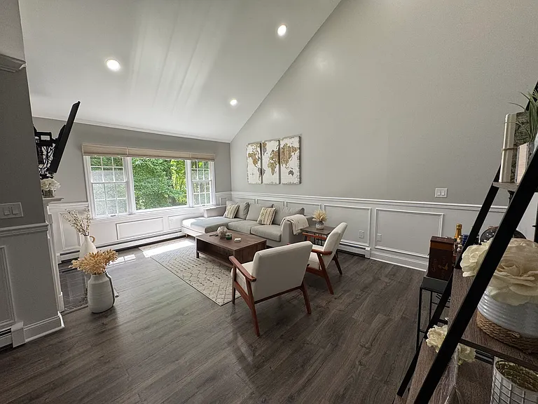 53 Jaime Ct — Photo 9