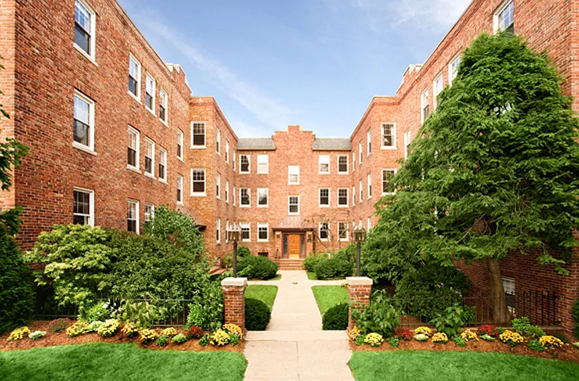 Auburn Harris Courtyard