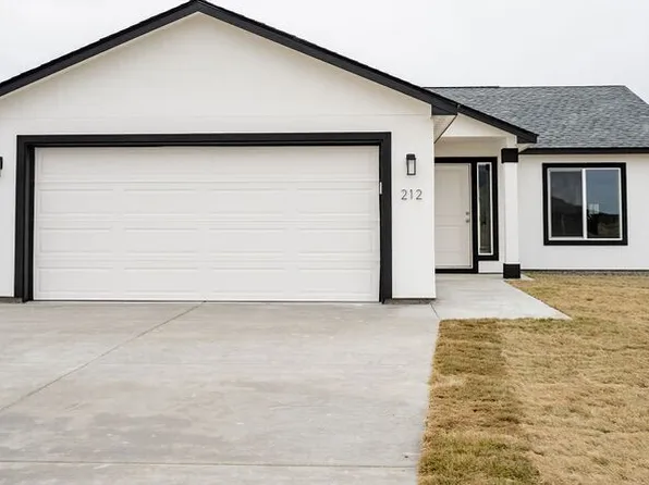 212 Rattray Drive, Mattawa, WA 99349