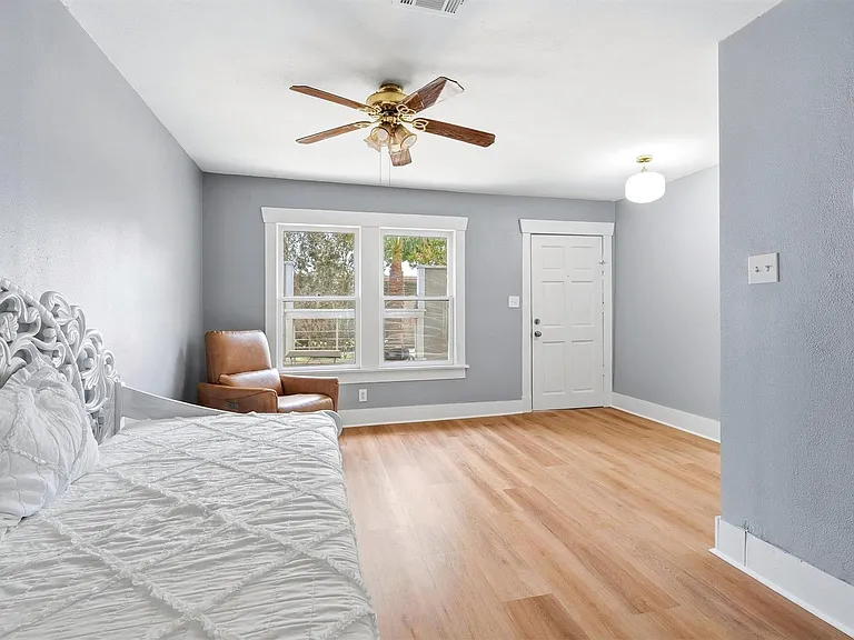 304 Bomar St — Photo 9