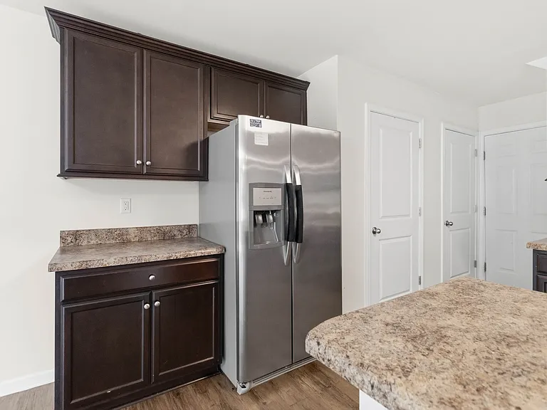 8705 Longnor St — Photo 31