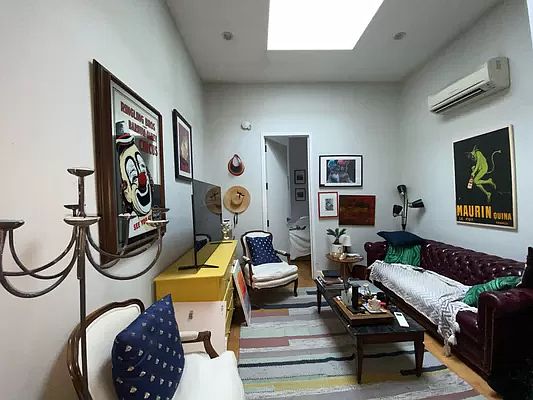 3rd image of 865 Halsey St #3B