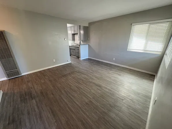 343 Newport Ave #4, Long Beach, CA 90814