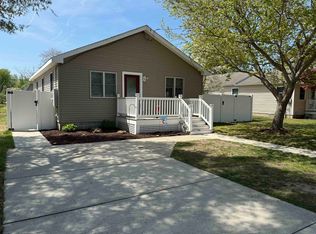 128 Texas Ave, Villas, NJ 08251
