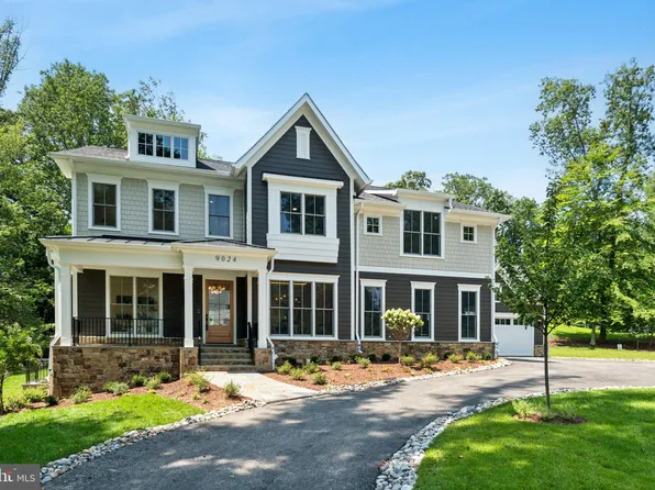 9024 Honeybee Ln, Bethesda, MD 20817