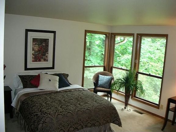 4th image of 23208 SE 135th Ct