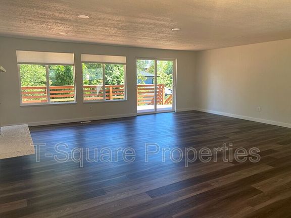 5th image of 23901 46th Ave W