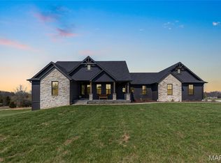 111 Kentucky Derby Dr, Foristell, MO