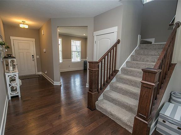 3rd image of 12620 S Churchill Way