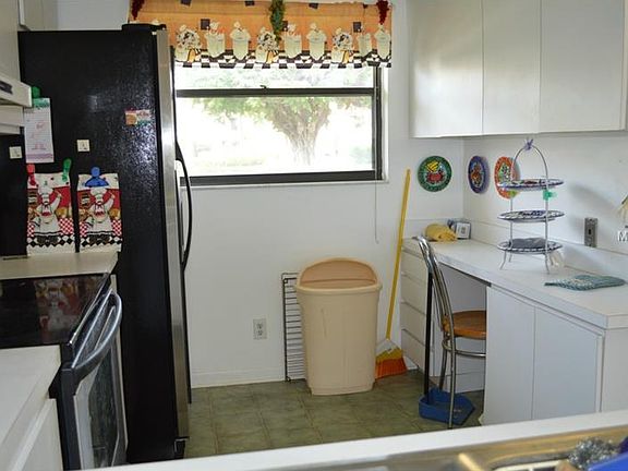 4th image of 6145 Sun Blvd APT 116