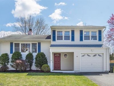 10 Beekmeer Pl, Flanders, NJ, 07836
