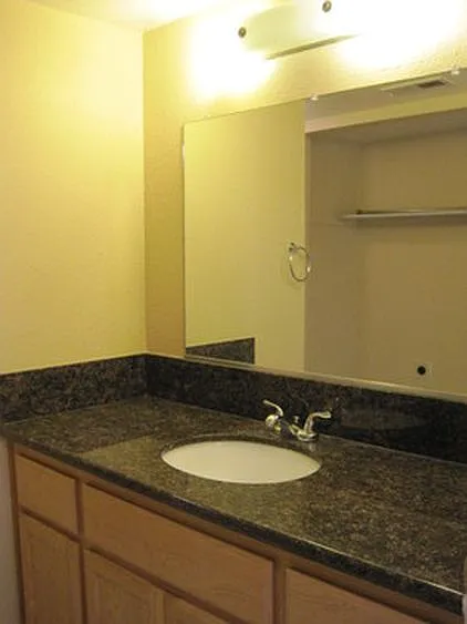 8575 German Dr — Photo 3