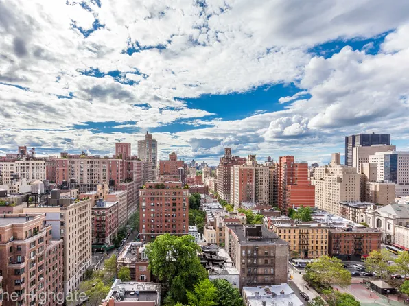 182 East 95th Street image 1 of 14