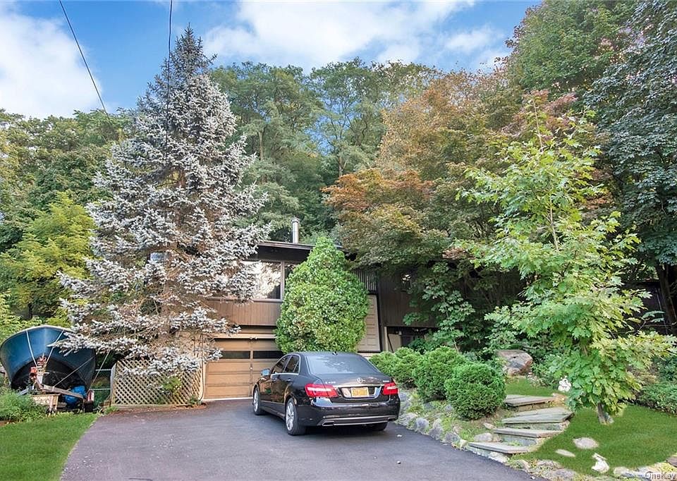 1st image of 74 Greenwood Ln