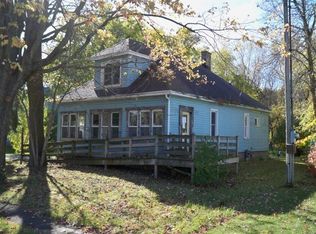 N8817 Church St, BRILLION, WI 54110