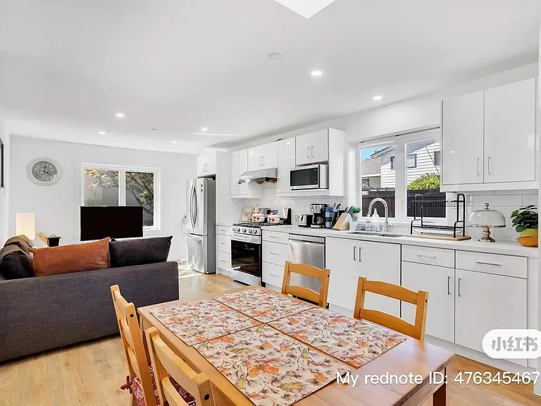 625 W 53rd Ave #3 — Photo 5