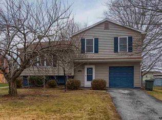 4367 Wynnefield Rd, Dover, PA 17315