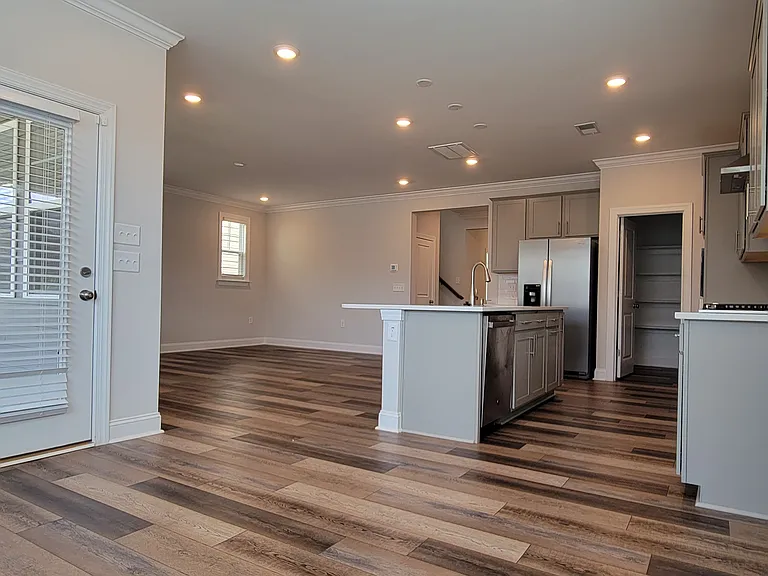745 Cormiche Ln — Photo 11