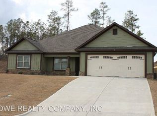 16 Cedarwood Ct, Phenix City, AL 36870