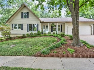 1221 Kennebec Rd, Chesterfield, MO 63017