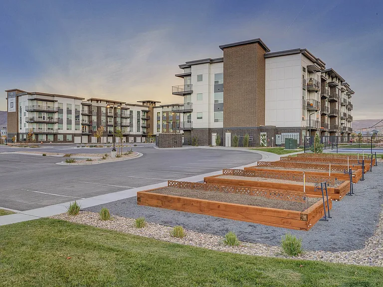 Sequoia Apartments at Turner Mill — Photo 16