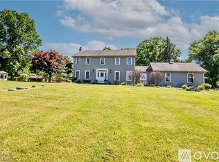 7516 Hubbard Bedford Rd, Hubbard, OH 44425