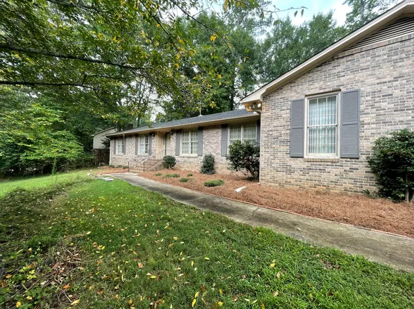 1204 Stonehurst Dr, Anderson, SC 29621
