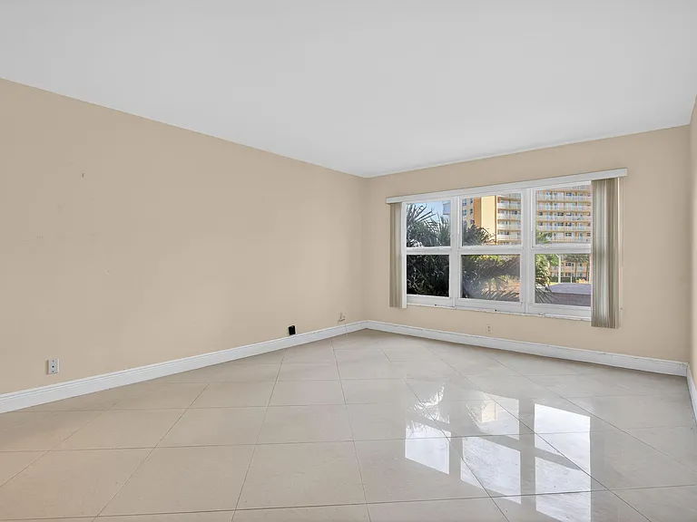 405 N Ocean Blvd #208 — Photo 17