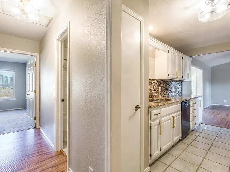 2909 W 61st Pl S — Photo 22