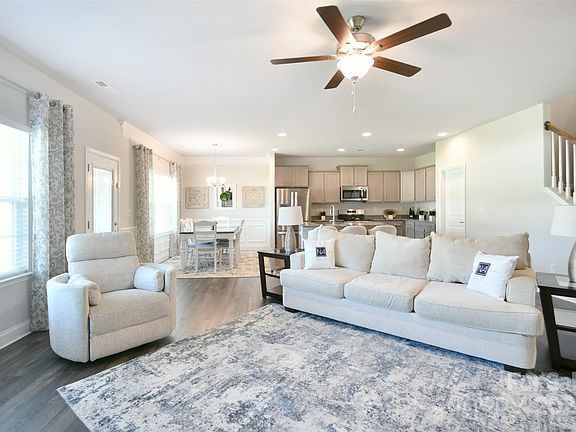 2nd image of 221 Mountain Island Dr