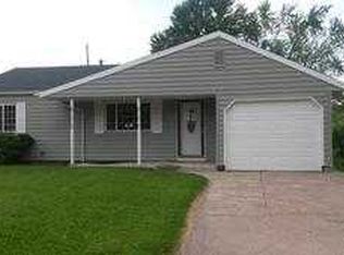 870 Clairmont Ave, Napoleon, OH 43545