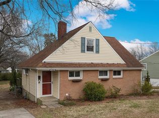 1612 Summit Ave, Greensboro, NC 27405