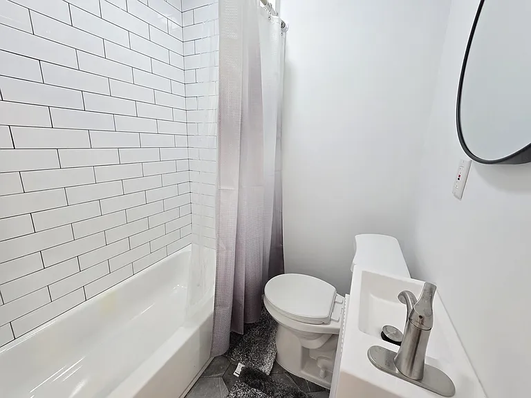 2613 Oakford St — Photo 7