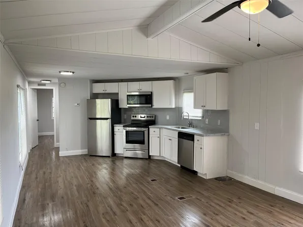 556 Avenue, Moore Haven, FL 33471