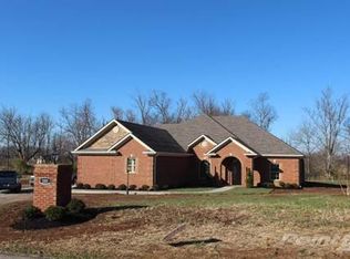 101 Stone Horse Ln, Georgetown, KY 40324