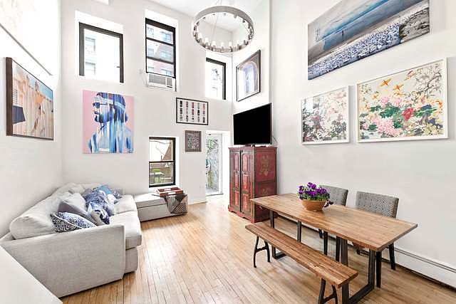 1st image of 226 E 2nd St APT 1D