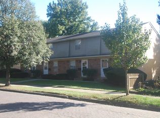 131 W Pacemont Rd, Columbus, OH 43202