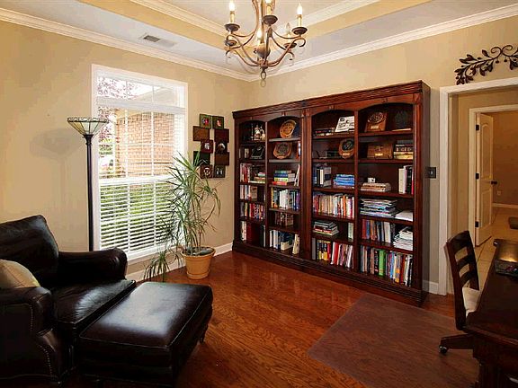 4th image of 4868 Baywood Dr