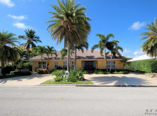 1051 Pine Point Rd, Riviera Beach, FL 33404
